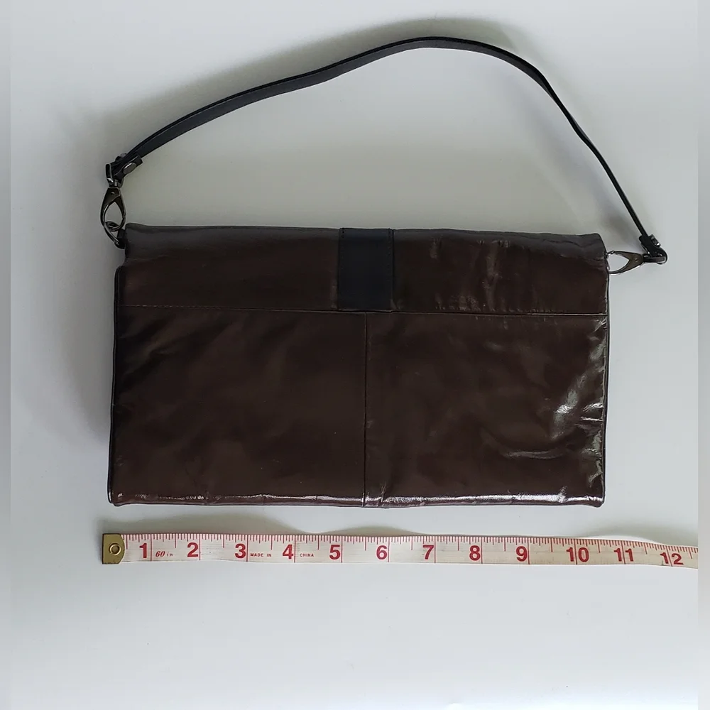 Kenneth Cole Women's Handbag Clutch Wristlet Brown Black Leather Purse